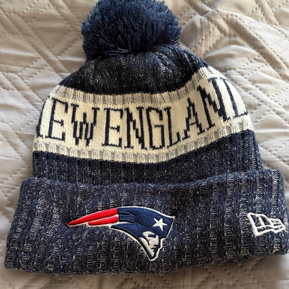 New Era Navy and White New England Winter Hat